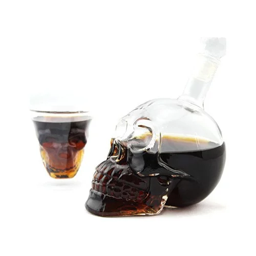 Kuru Kafa Tasarımlı Şişe 550ML Kuru Kafa Tasarımlı Şişe 550ML
